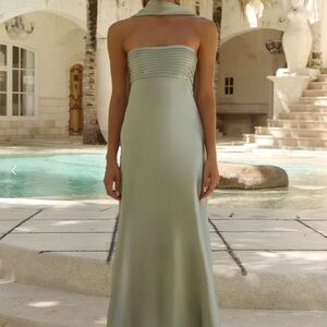 RUNAWAY THE LABEL Elsa Maxi dress!! SOLD OUT ONLINE